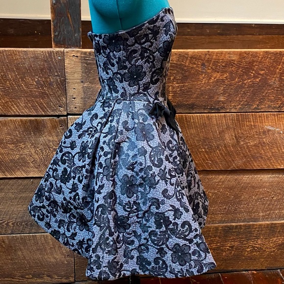 Betsy Johnson Full Skirted Brocade Strapless Mini Gown Gothic Witchy Victorian - Picture 5 of 14